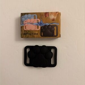 Pet Safe Dog Air Tag Collar Case Holder Paw Print Black NWT